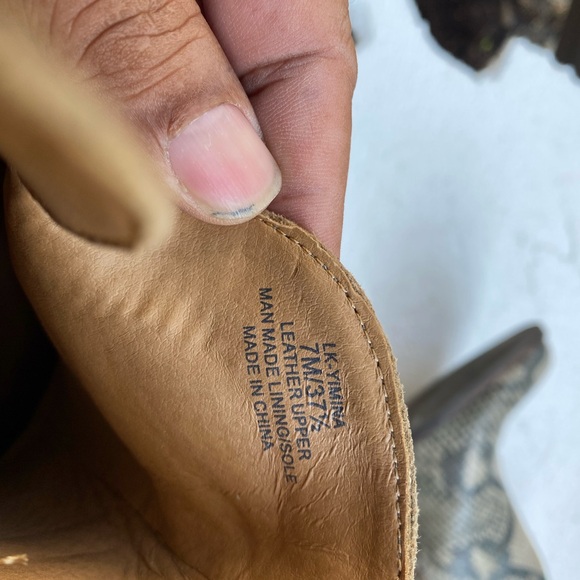 Lucky Brand Basel Double Zip Bootie in Chinchilla Slither Colorway Size 7M - Picture 15 of 16